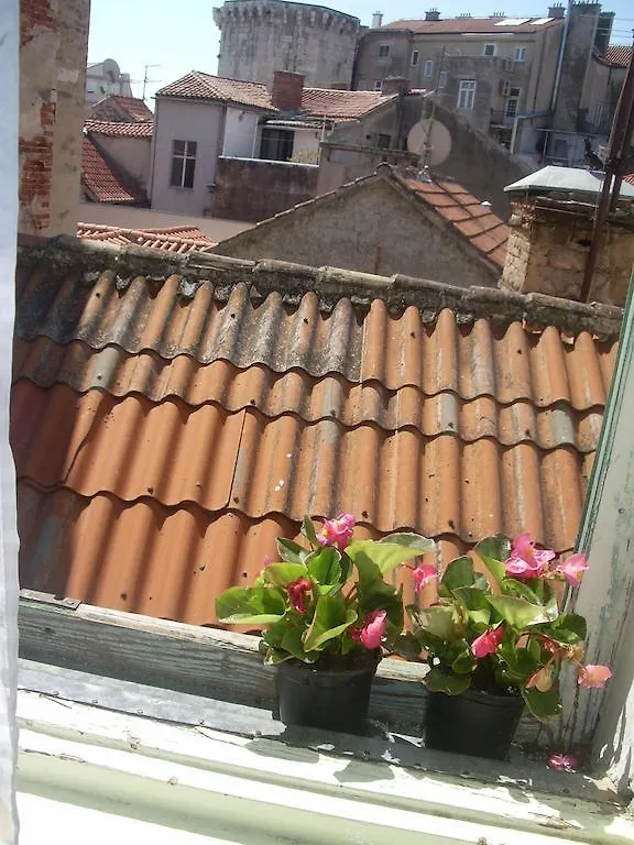 Guest house Apartments Antonio Split